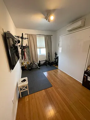 Rented by Voro New York | media 5