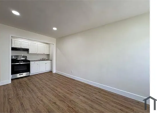 21 Willoughby St #B6 — Photo 5
