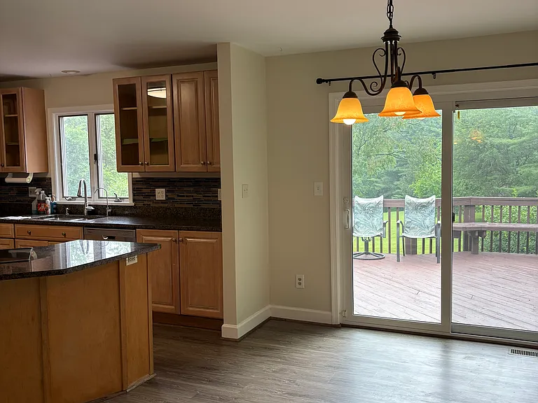 11322 Old Hopkins Rd — Photo 17