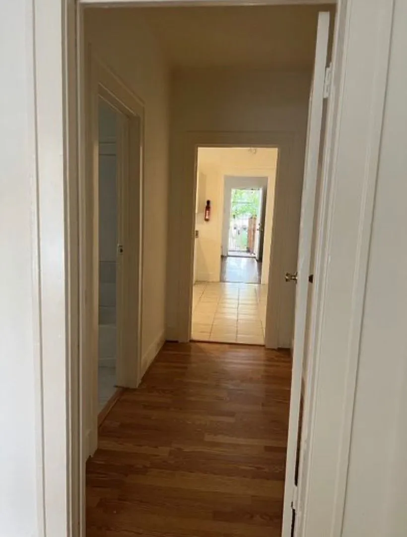 4823 Jackson — Photo 3