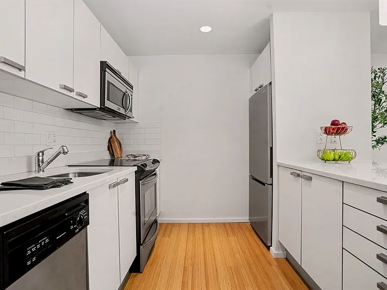 1 Earhart St #115 — Photo 3