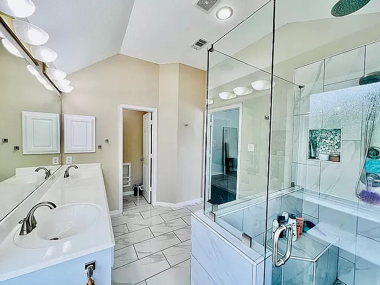 3929 Autumn Ln — Photo 16