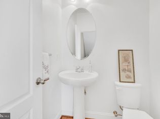 5035 Potomac Highlands Cir, Triangle, VA 22172
