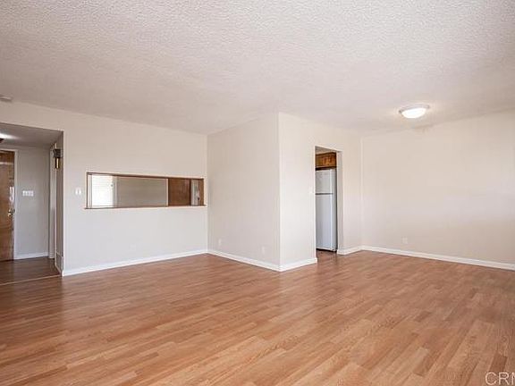 5th image of 827 Mary Ct