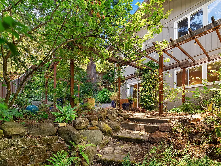 12 White Oak Dr — Photo 53