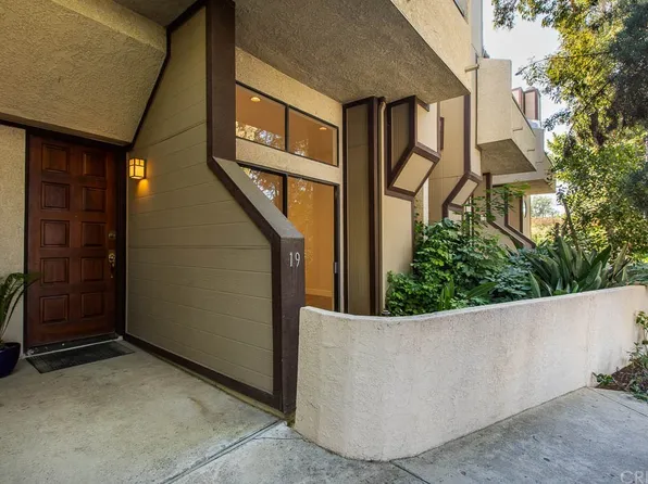 18843 Hatteras St Unit 19, Tarzana, CA 91356