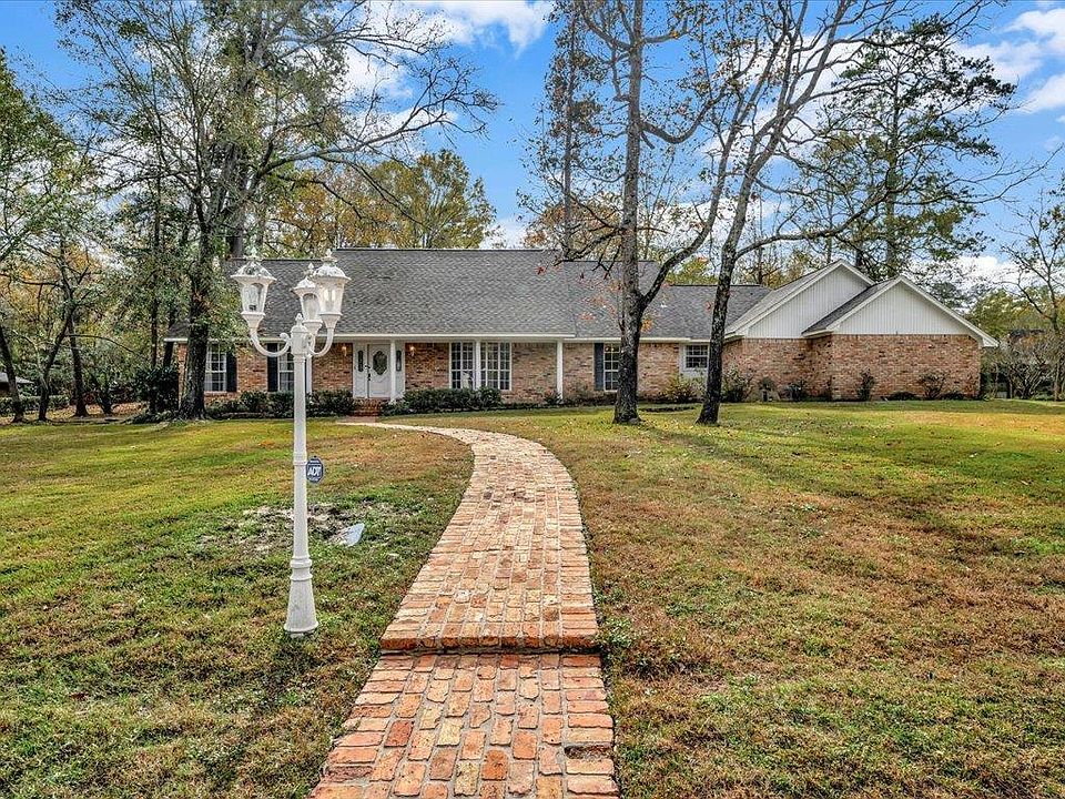 1st image of 1612 Little Hollow Dr