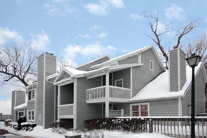 1st image of 1538 N Oakhill Dr #M2