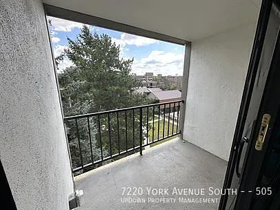 7220 York Ave S #505 — Photo 6