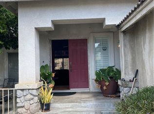 2884 W Buena Vista Dr, Rialto, CA 92377