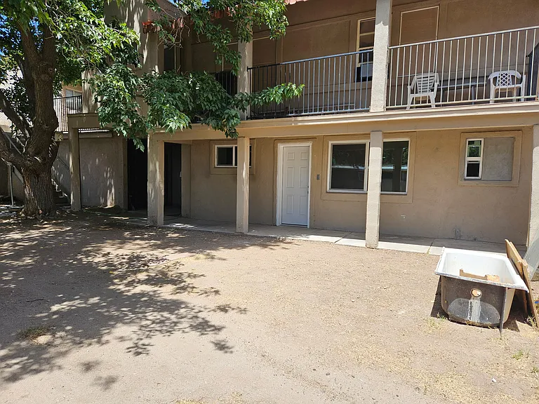 655 E Carico St #8-B — Photo 11