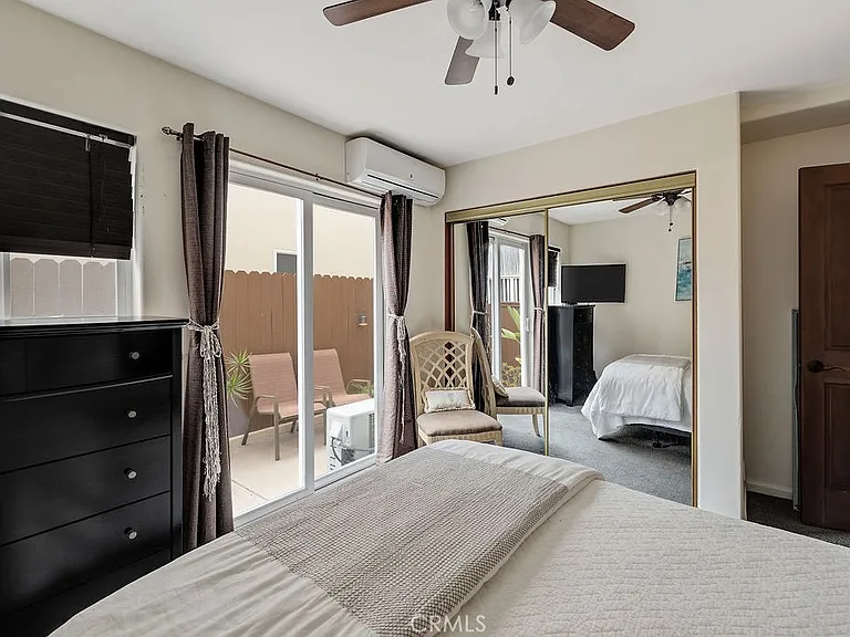 817 Monterey Blvd — Photo 27