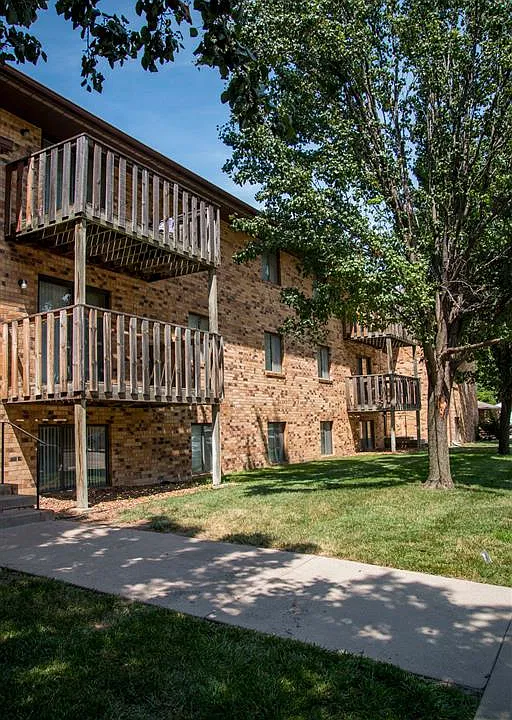 Select apartments offer private balconiesperfect for enjoying a little extra outdoor space.
