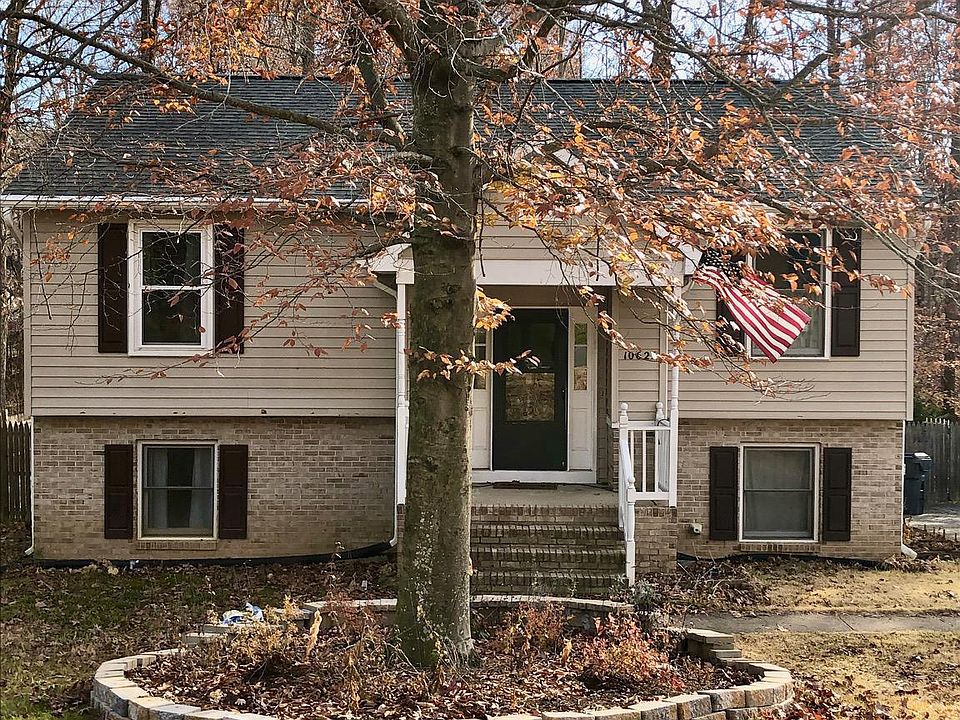 1st image of 10625 Cobblestone Dr