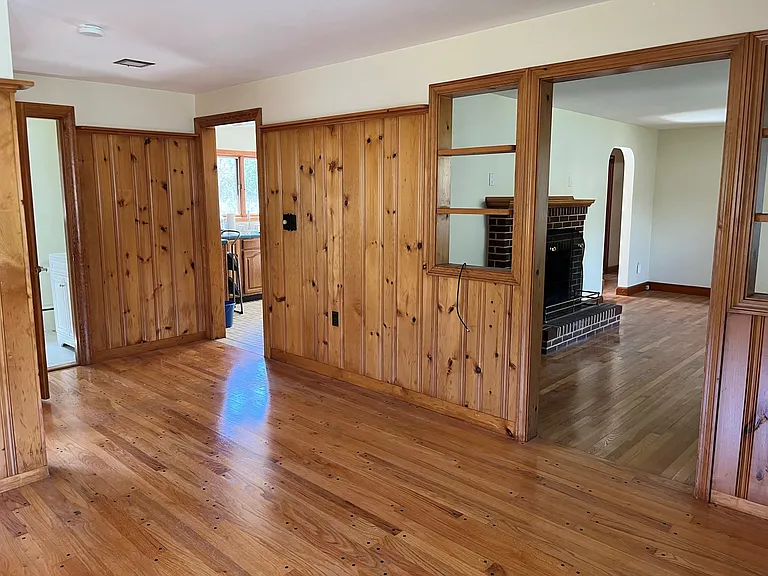 7 Rosewood Ave — Photo 4