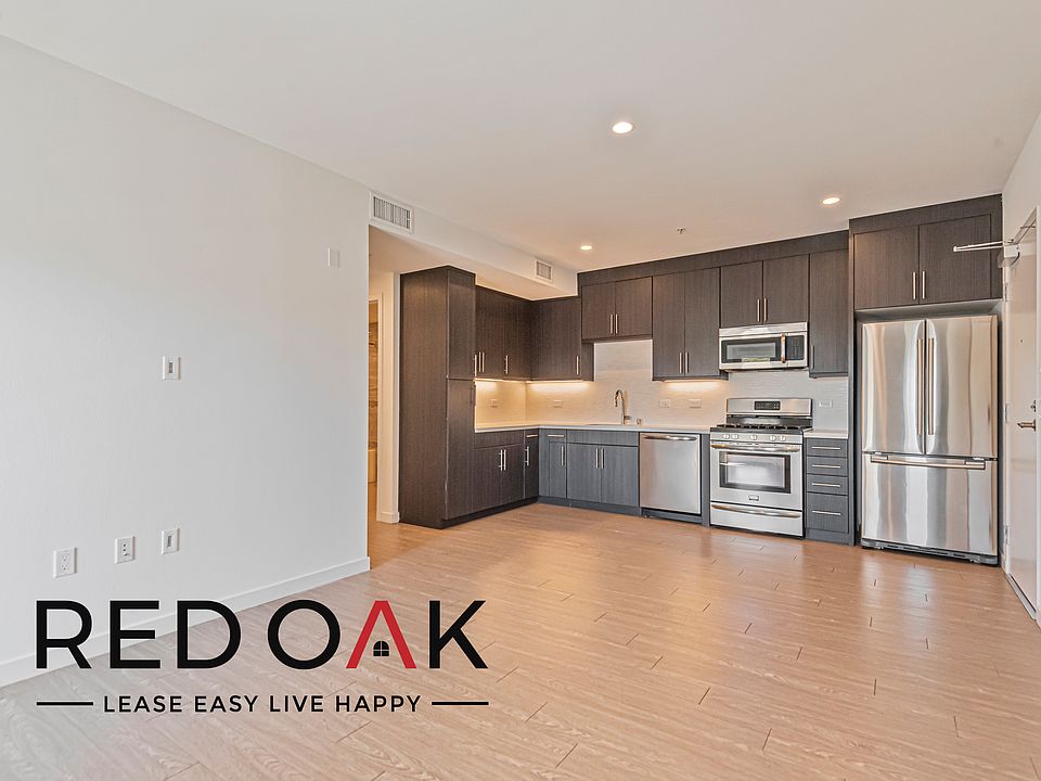 1st image of 11405 3/4 Chandler Blvd #402