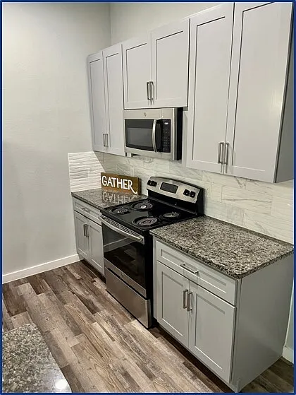 2 bed, 1.0 bath, 800 sqft, $925 — Photo 3
