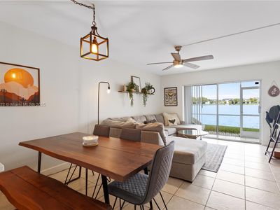 5530 Lakeside Dr APT 104, Margate, FL, 33063