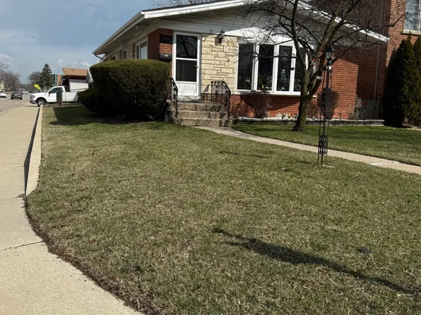 3950 Fargo Ave, Skokie, IL 60076