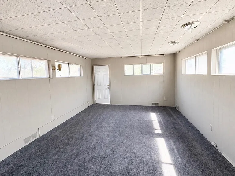 5856 Barrett St — Photo 4