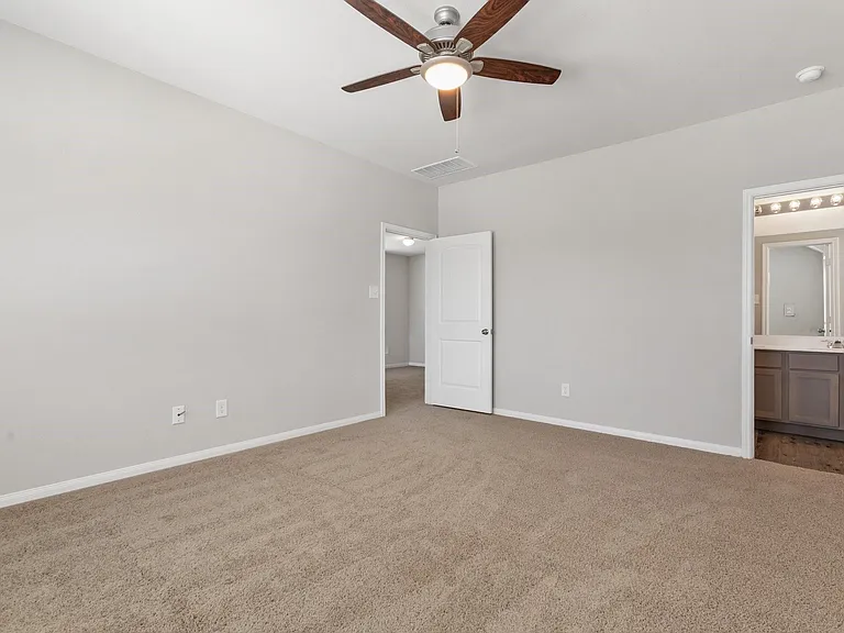 2519 Moapa Dr — Photo 18