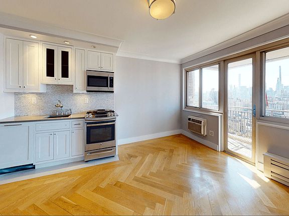 2nd image of 70 W 93rd St #7024F