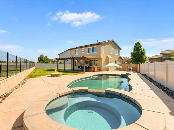 31521 Tuberose Rd, Murrieta, CA 92563