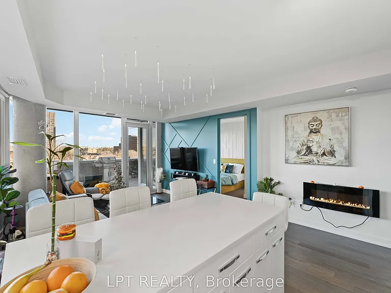 111 Champagne Ave S #307 — Photo 13