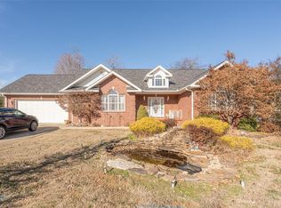 2601 Miller Ln, Poplar Bluff, MO 63901