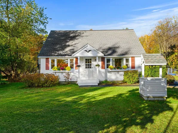 21 Chisholm Road, Kingston, NH 03848