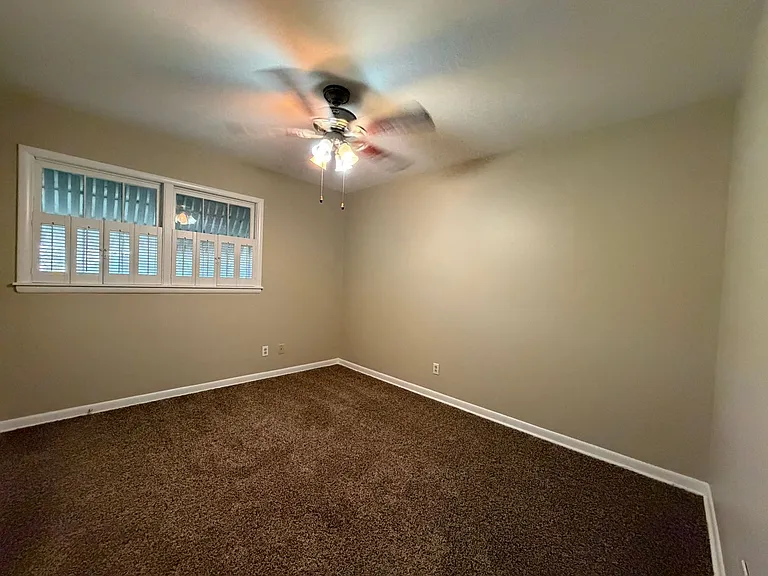 4416 Granbury Rd — Photo 17