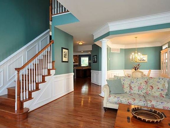 2nd image of 26 Quail Dr S