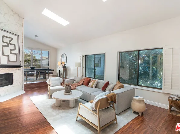 1434 Greenfield Ave APT 303, Los Angeles, CA 90025