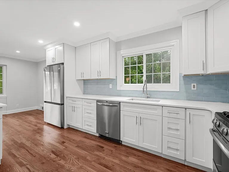 17 Pinewood Rd — Photo 5