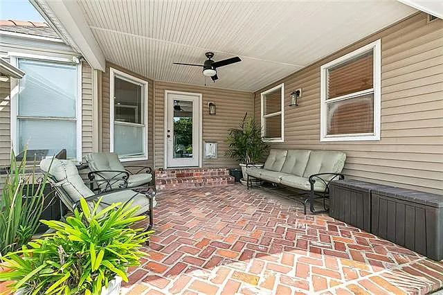 2703 Varden Ave — Photo 13