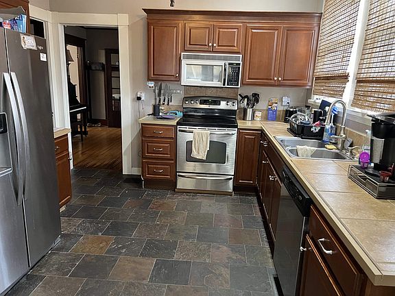 2nd image of 731 N Sampson Ave