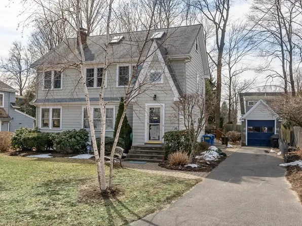 10 Laurel Ter, Wellesley, MA 02481