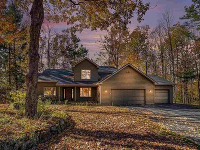 1145 Woodridge Dr, Petoskey, MI, 49770