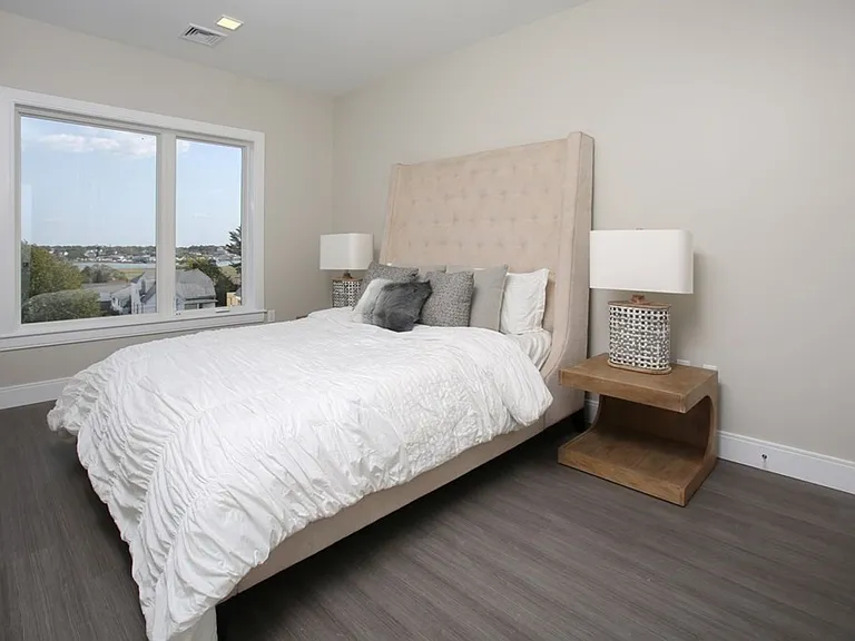 11 Walley St #105 — Photo 4