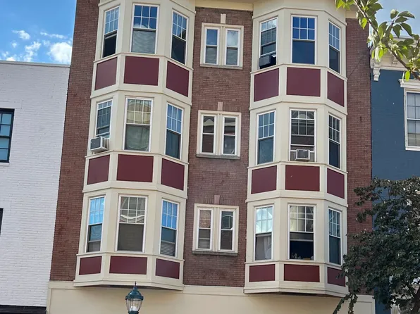 49 N Potomac St APT 6, Hagerstown, MD 21740