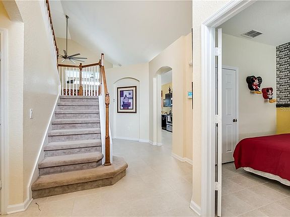 2nd image of 2631 Daulby St