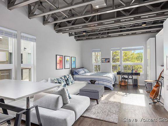 2nd image of 600 Douglas St NW #616A
