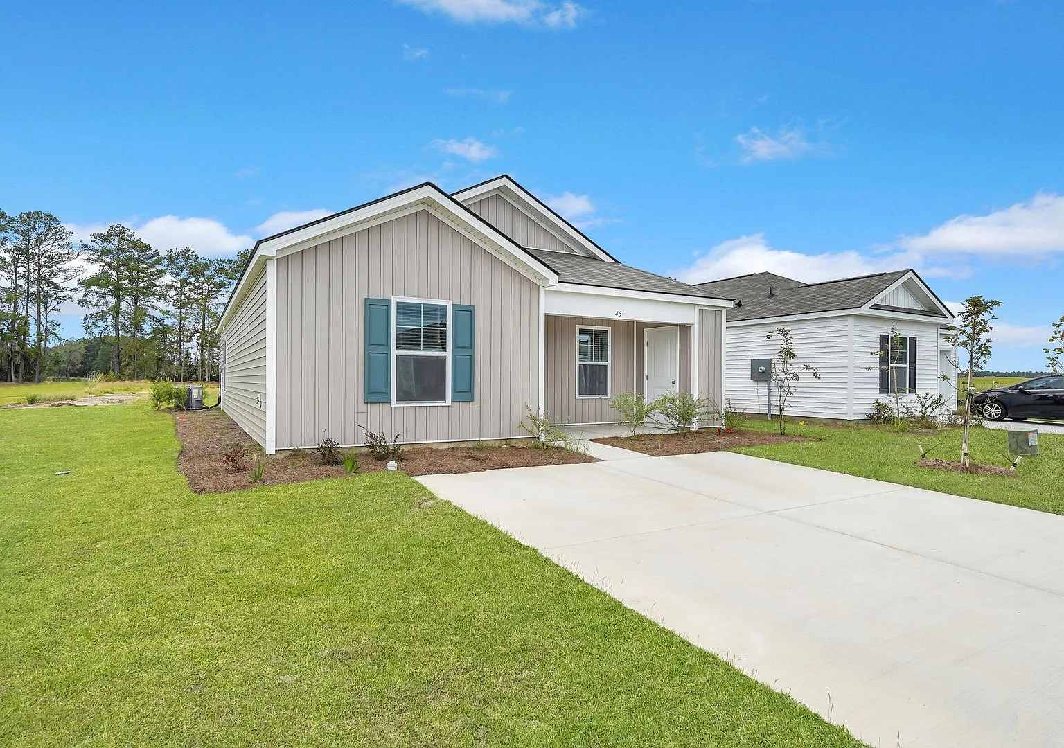 New Construction Home in High Demand Area! — Photo 2