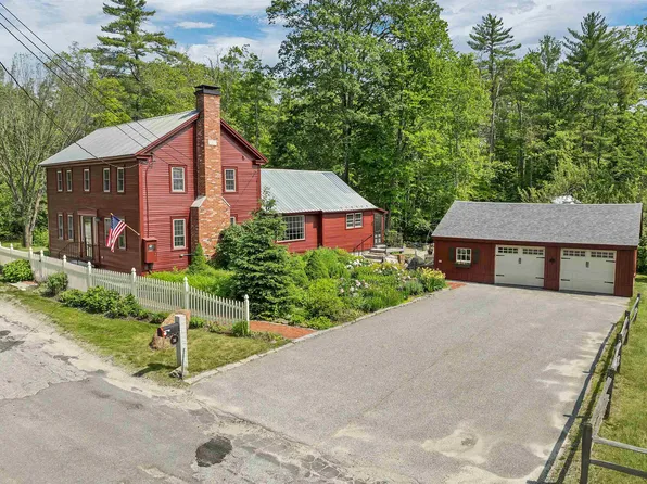 38 Water Street, Bradford, NH 03221