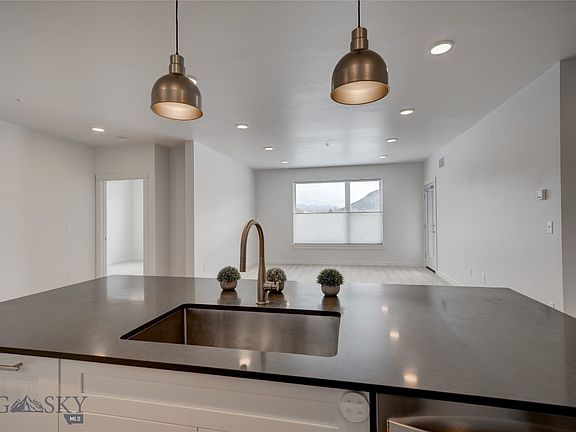 5th image of 2222 E Willow Dr #87