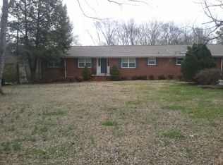 3790 University Dr, Ooltewah, TN 37363