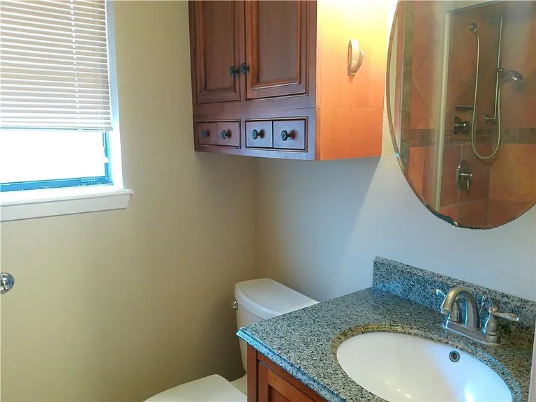 538 Vega Dr — Photo 7