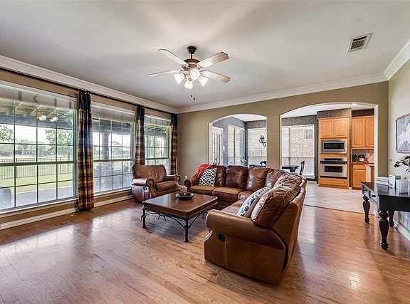 5th image of 8830 Weston Ln