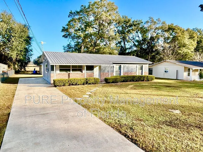 Building Photo - 6807 NW 62nd Pl