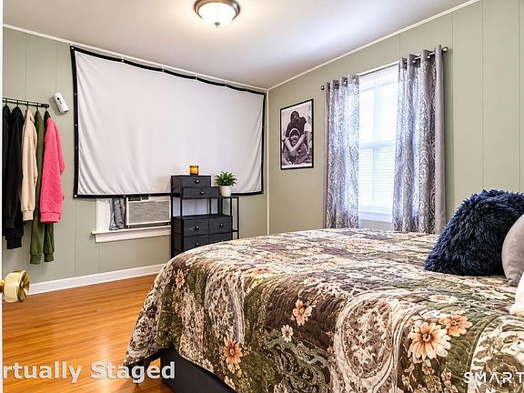 5th image of 208 Clark Street